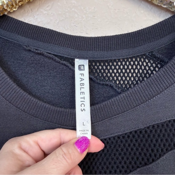 Fabletics • Agon Pullover - Picture 8 of 13